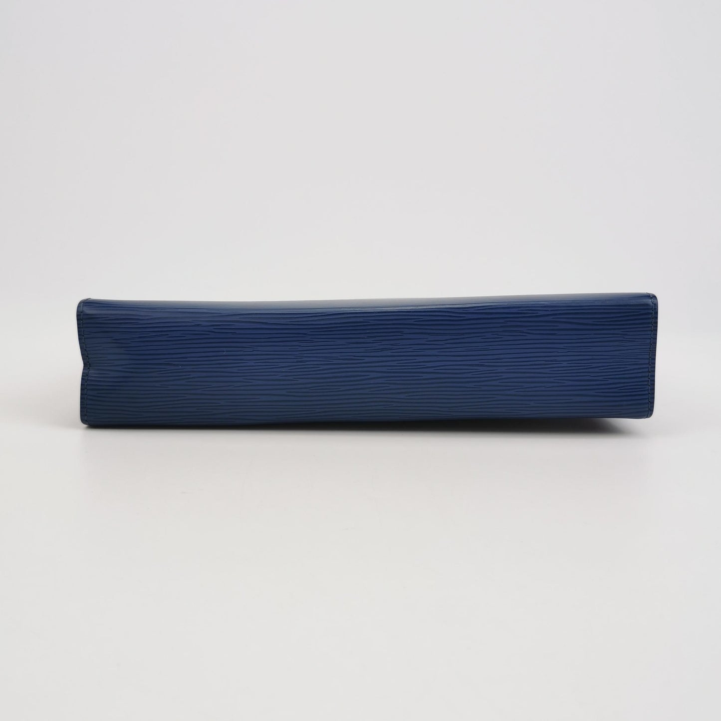 Louis Vuitton Pochette Voyage Medium Blue Epi Clutch