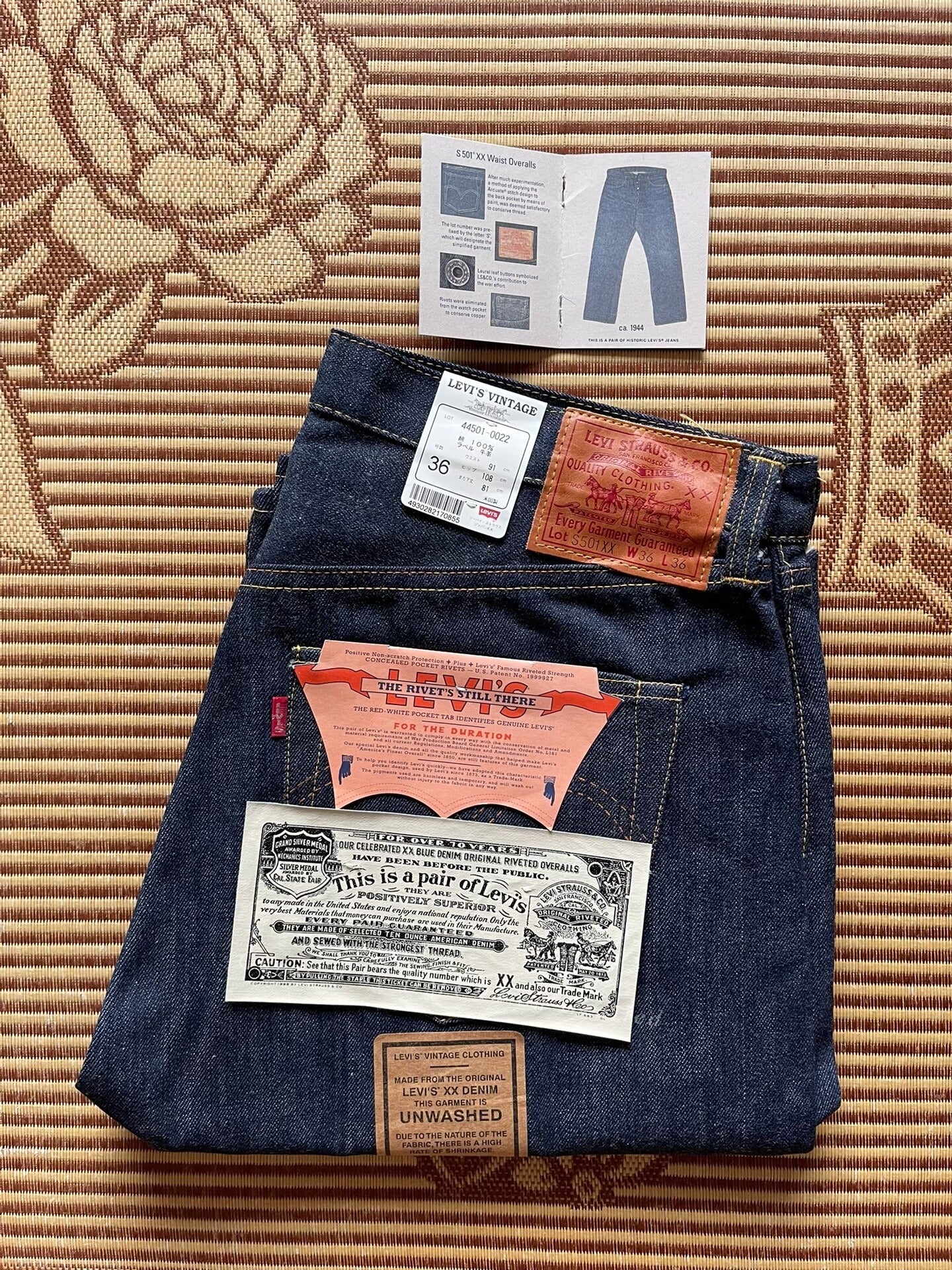 Levi's LVC 555 1944 WW2 Jeans