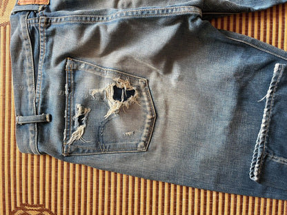 Levi's LVC 55501-0073 Distressed Jeans