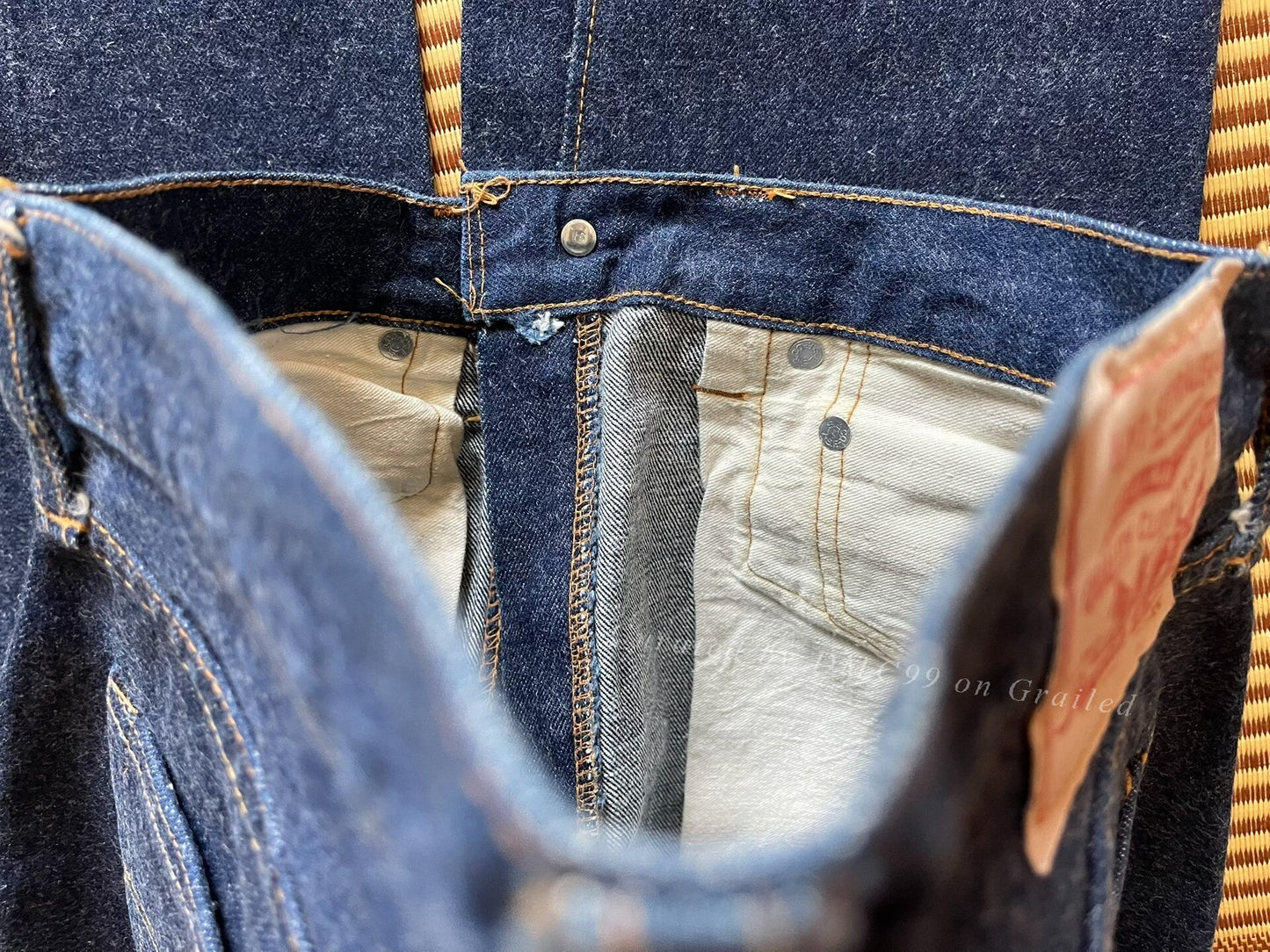 Vintage Levis 502-0117 W28 Jeans