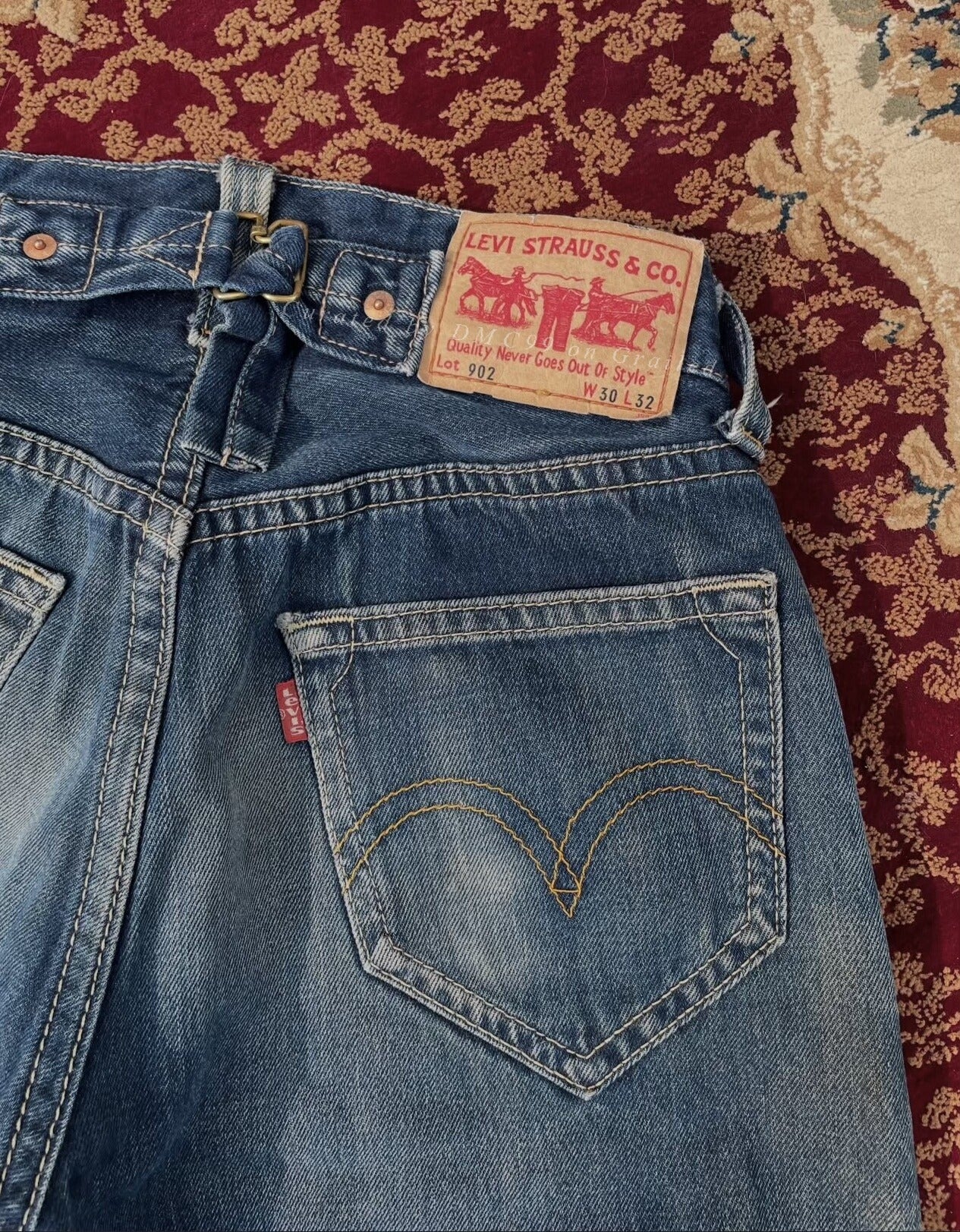 Vintage 2000s Levi's 902 Denim Pants