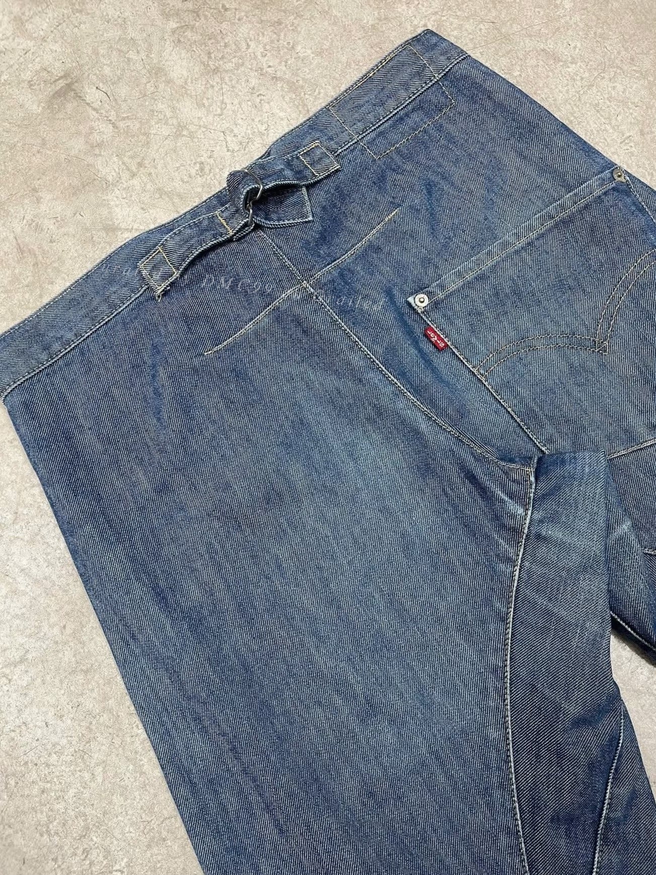 Vintage Levi's 2000s Engineered Indigo Jeans