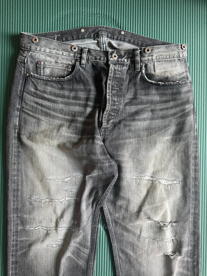 MADNESS 23AW Distressed Denim Pants