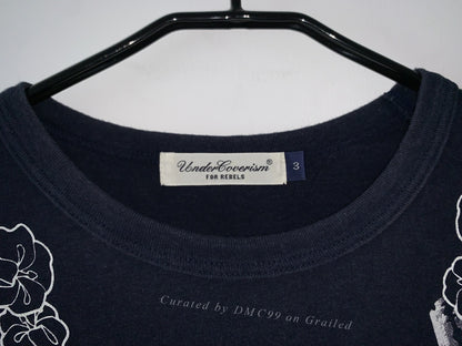 Undercover Blade Flower Necklace Tee