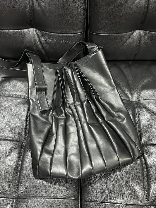 Yohji Yamamoto Noir Pleated Leather Bag
