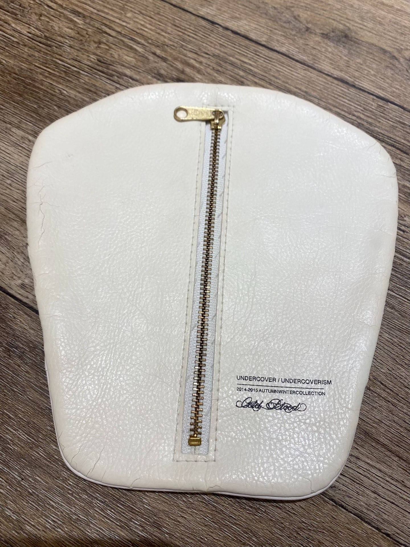 Undercover Pouch with Angel Wings
