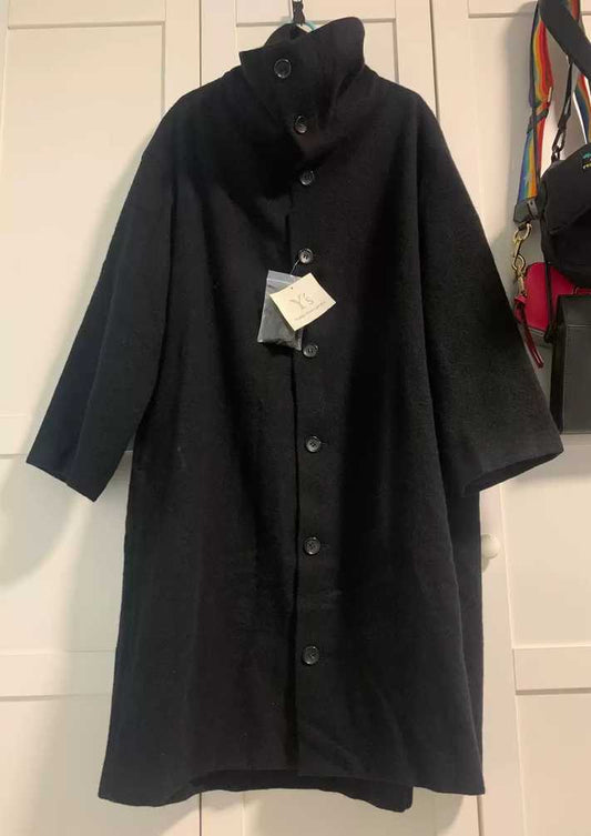 yohji-yamamoto-wool-coat-stand-collarMen's / US L / EU 52-54 / 3BlackGently Used in Black, Men's / US L / EU 52-54 / 3,Gently Used