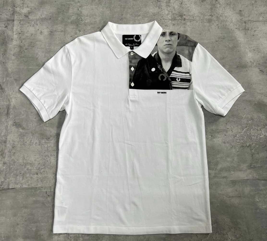 rafsimons-fred-perry-portrait-short-sleeve-shirtMen's / US L / EU 52-54 / 3WhiteGently Used in White, Men's / US L / EU 52-54 / 3,Gently Used