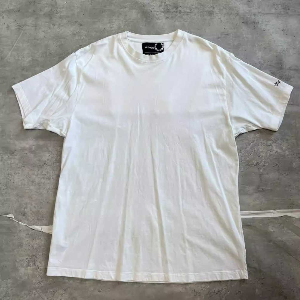 raf-simons-fred-perry-20ss-portrait-short-sleeveMen's / US S / EU 44-46 / 1WhiteGently Used in White, Men's / US S / EU 44-46 / 1,Gently Used