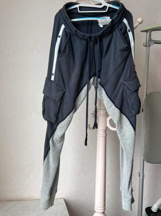 sweatpants-size-1Men's / US 32 / EU 48GrayGently Used in Gray, Men's / US 32 / EU 48,Gently Used